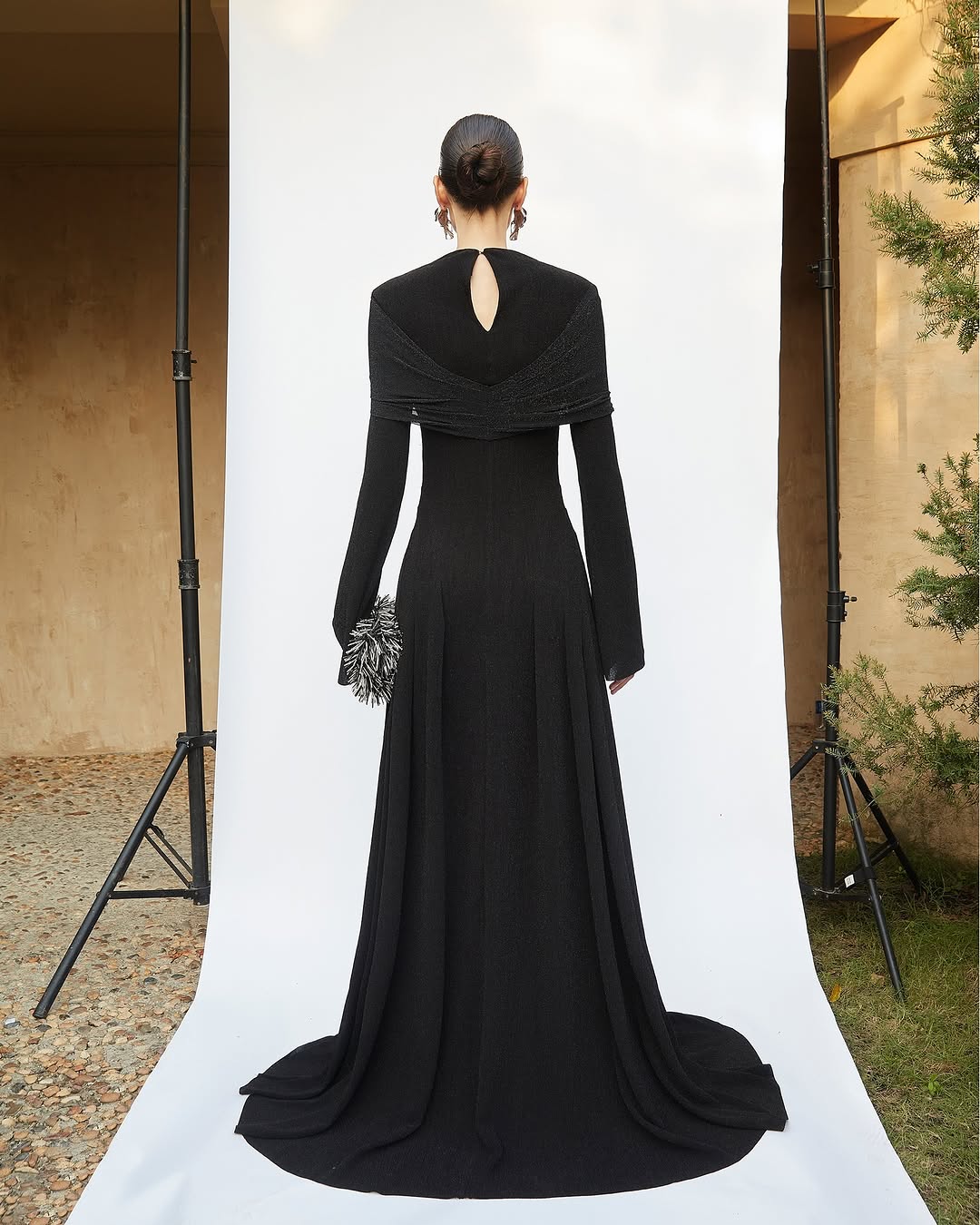 Elegant Black & White Satin Ma - огляд і ціна Off White Belt